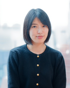 須崎久美子氏