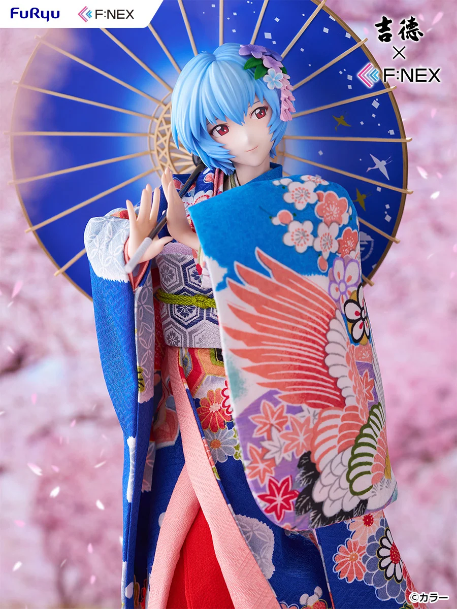 青い和傘を背に立つ綾波レイの上半身