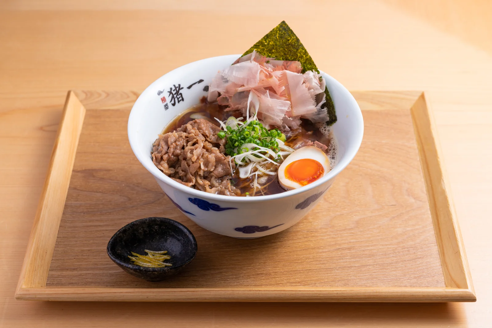 京都の名店「麺屋 猪一」、東京初出店目前に明治公園でベーカリーとの一夜限りコラボ第2弾